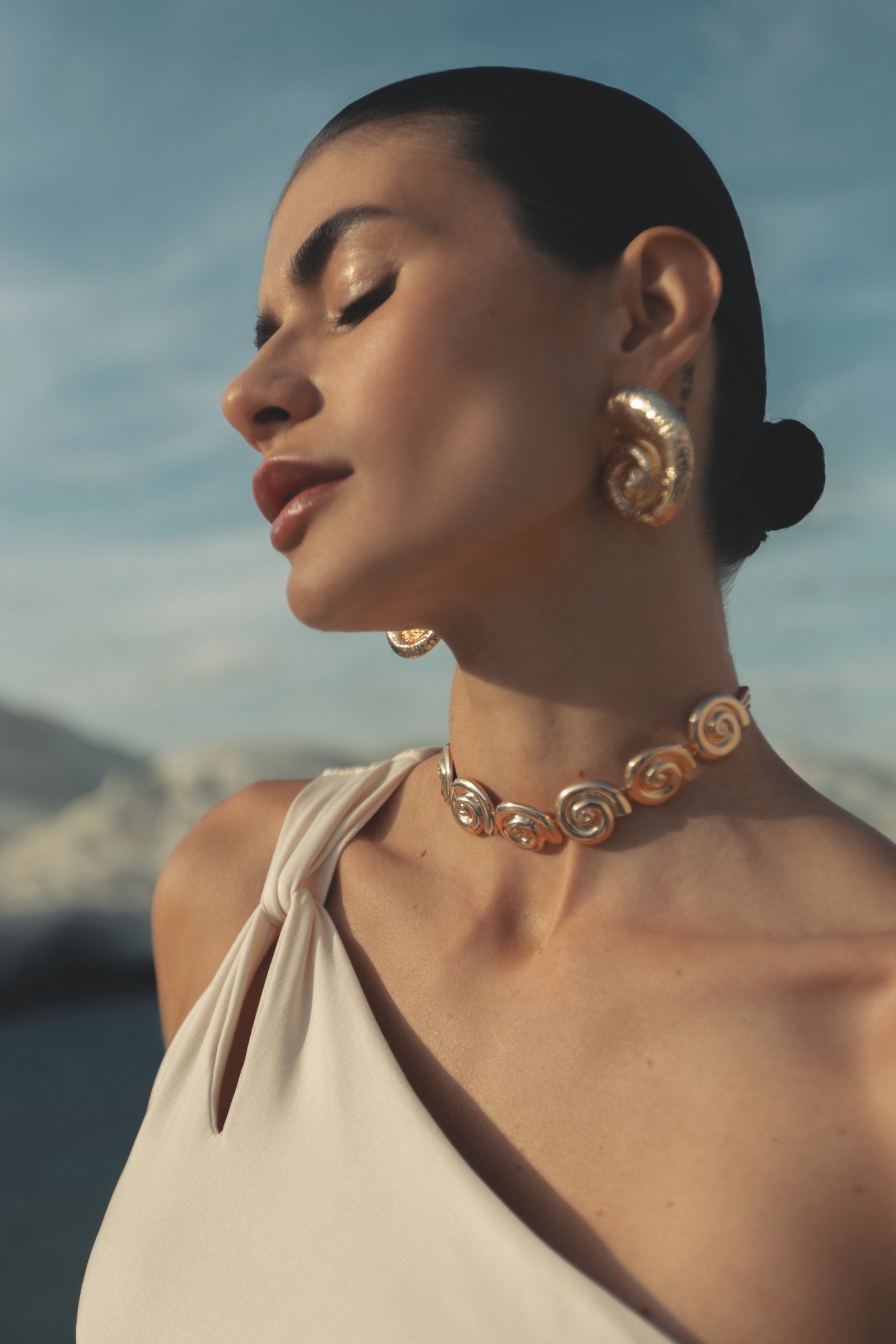 Blusa Assimétrica em Malha Delicate 82874 Linzzi