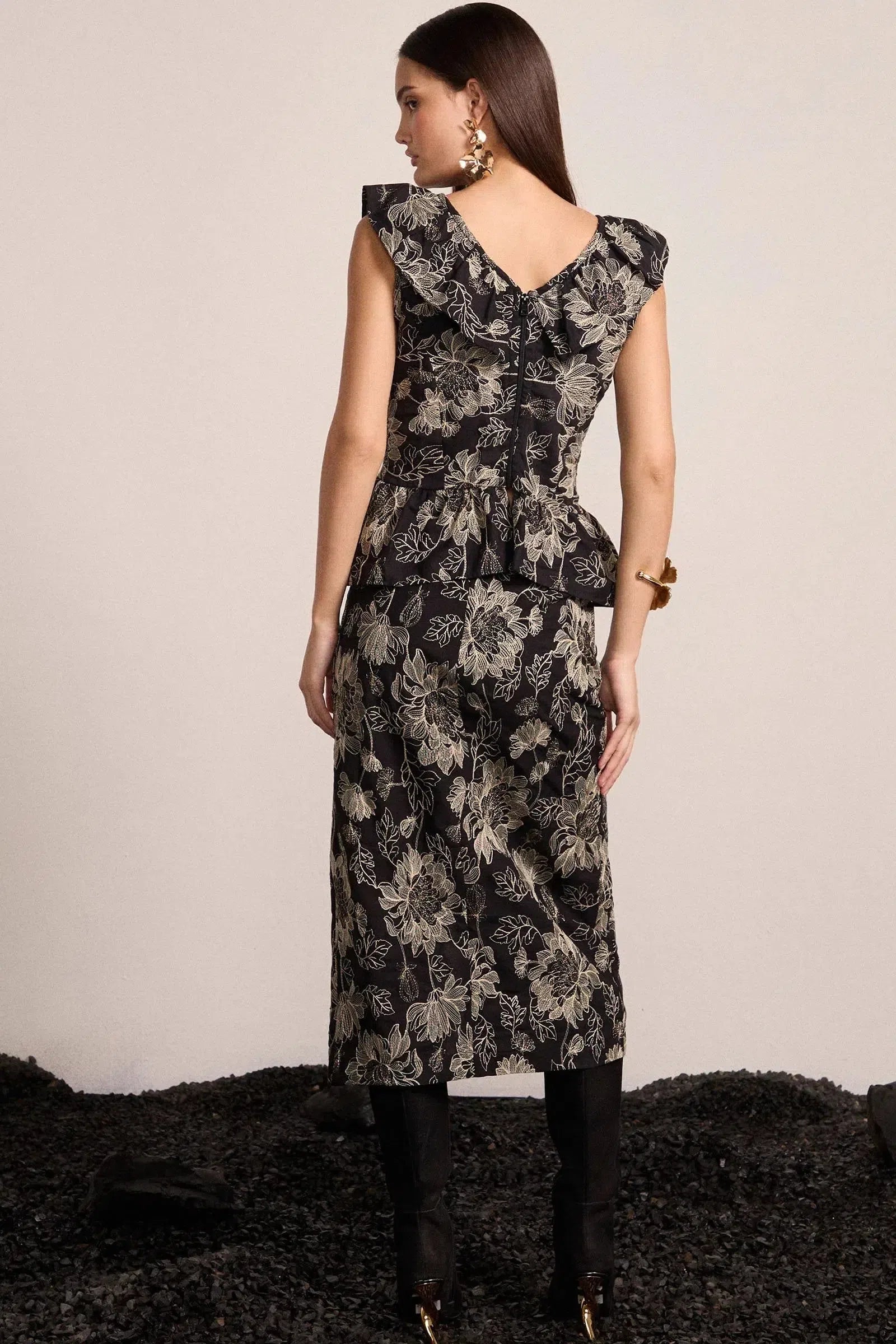 Bata com Babados em Tricoline Bordado 80249 Linzzi