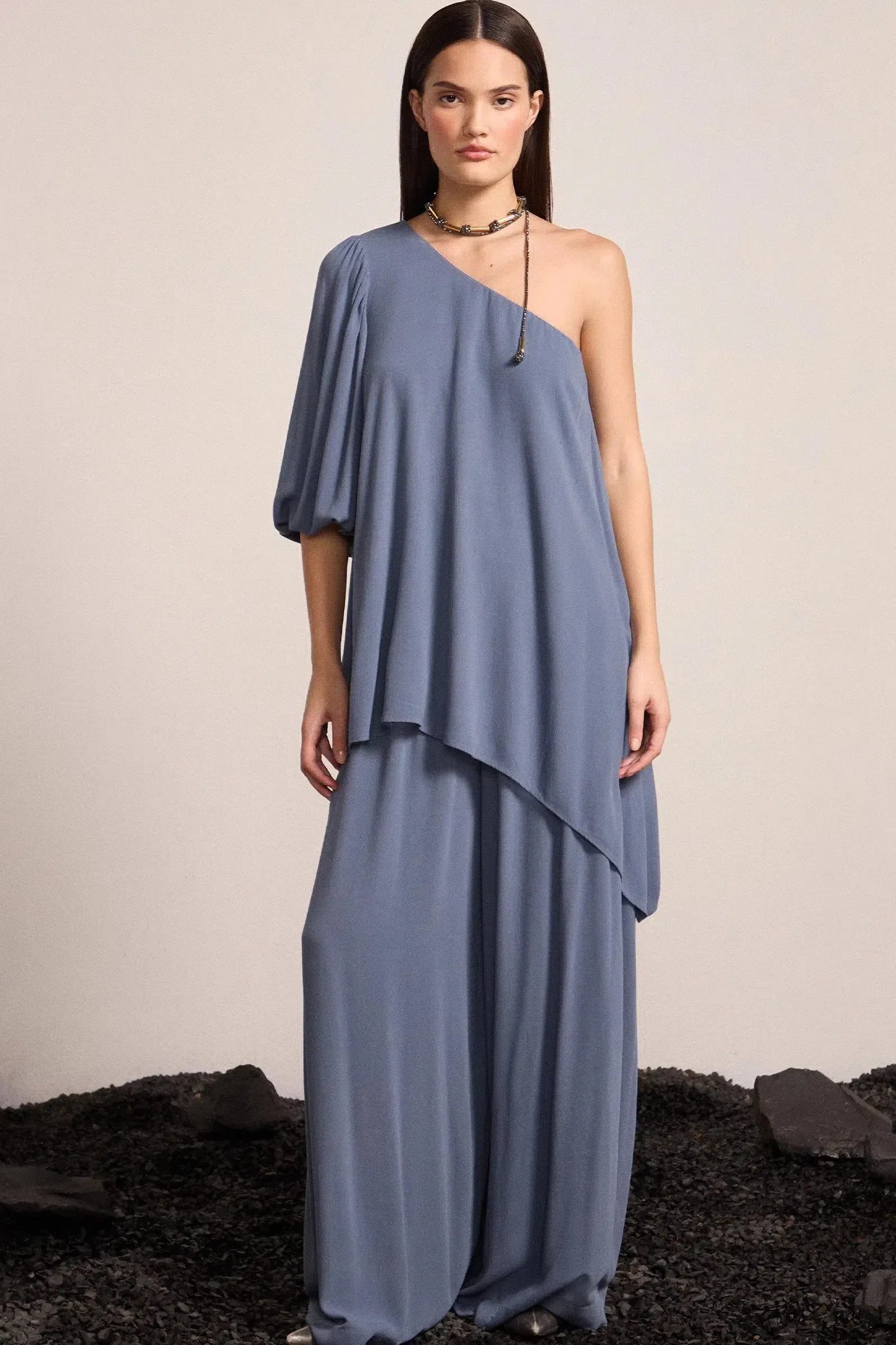 Blusa Assimétrica em Crepe 80528 Linzzi