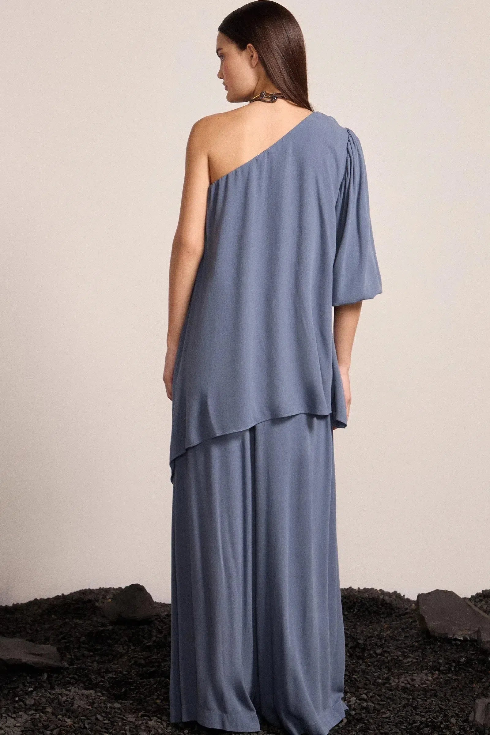 Blusa Assimétrica em Crepe 80528 Linzzi