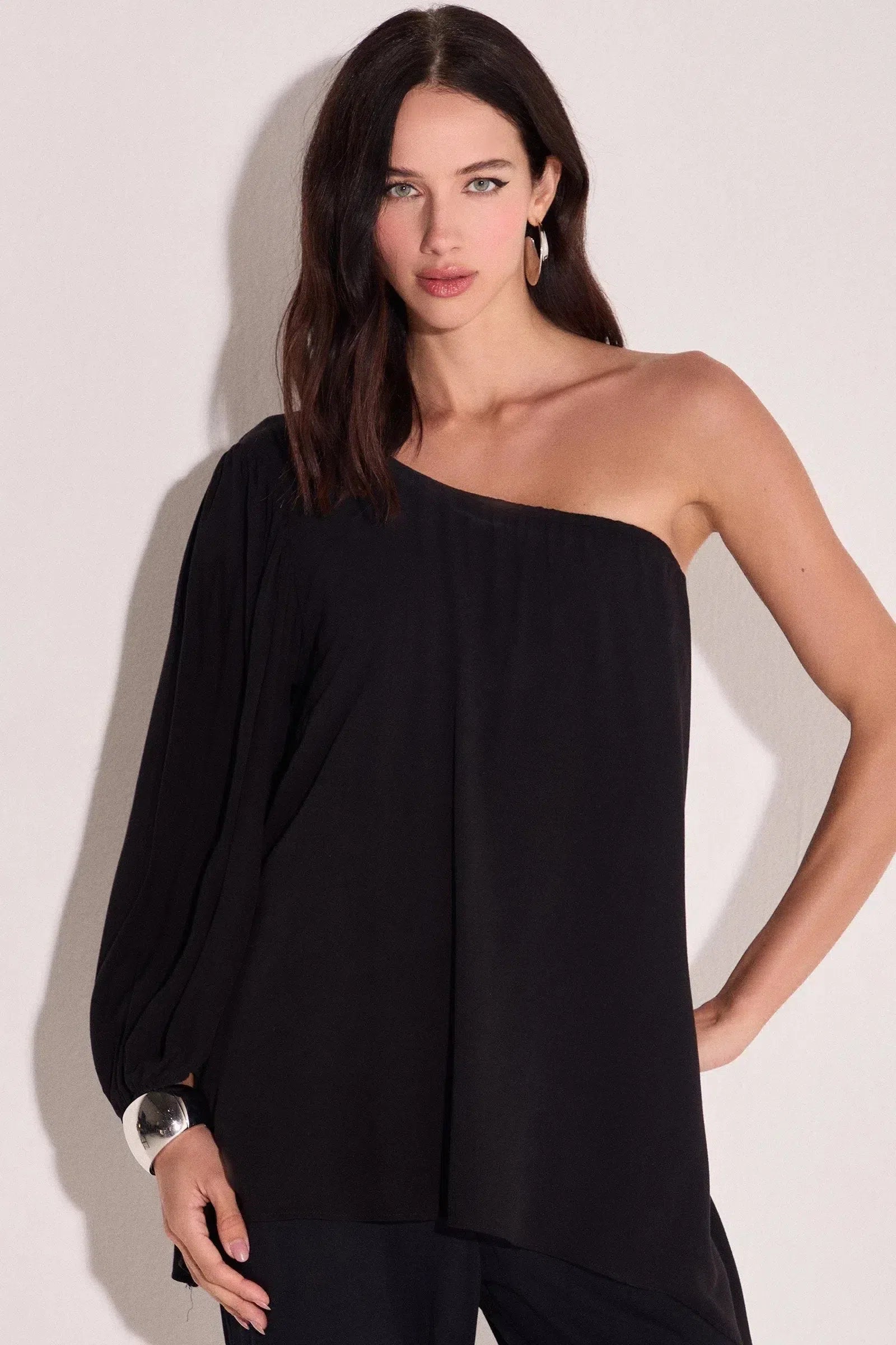 Blusa Assimétrica em Crepe 80528 Linzzi