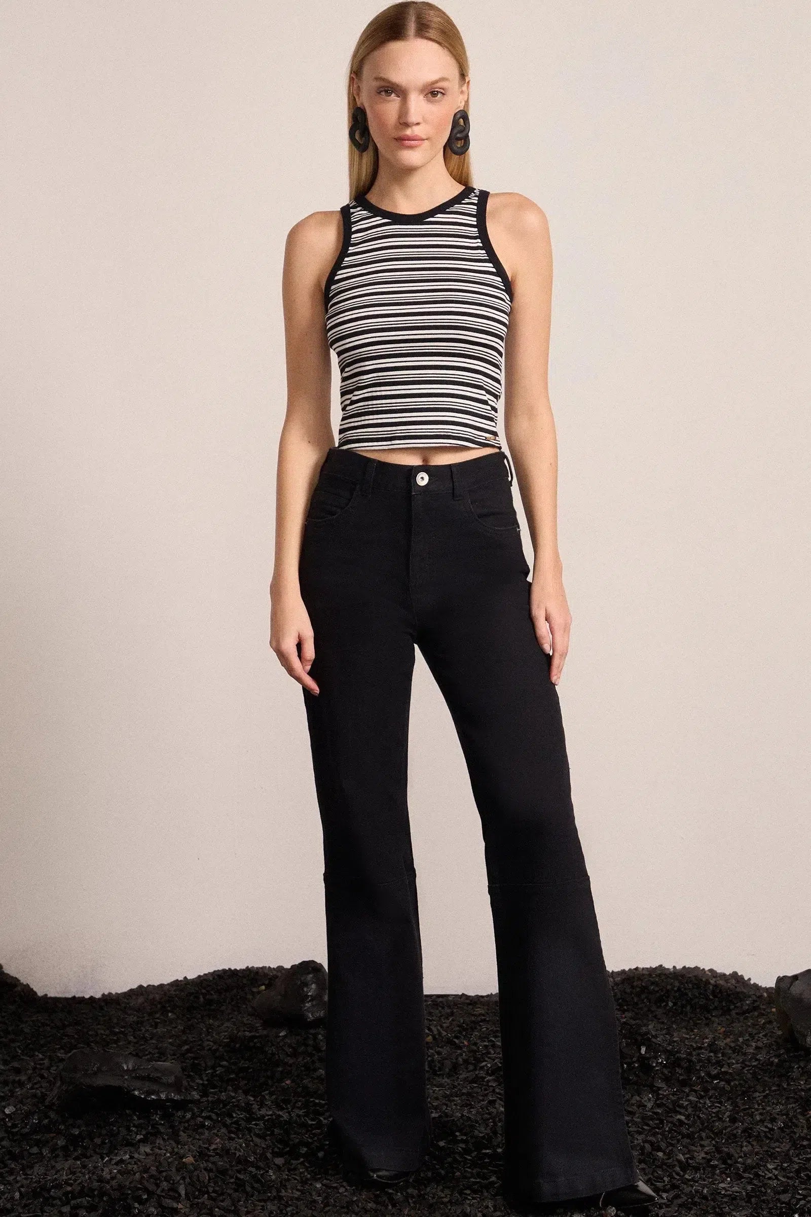 Blusa Cropped sem Manga em Canelado Listrado 79926 Linzzi