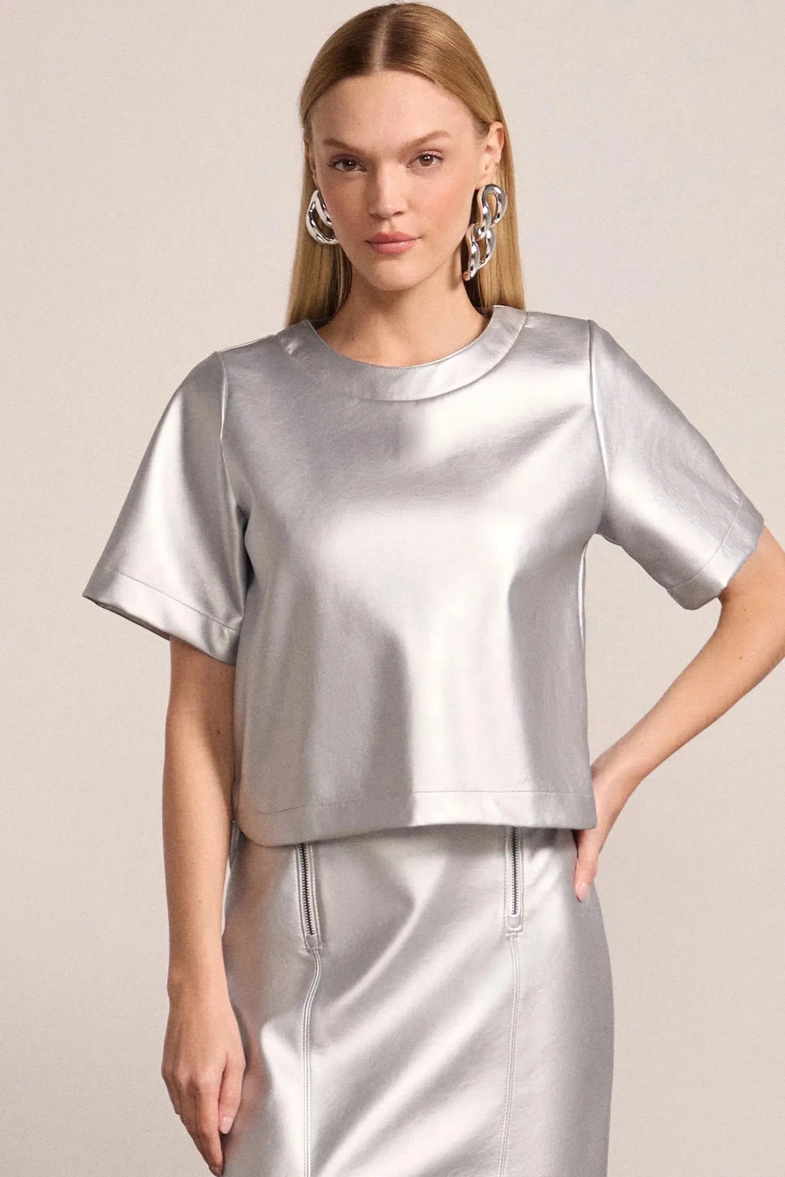 Blusa em Couro Metallic P.U. 80521 Linzzi