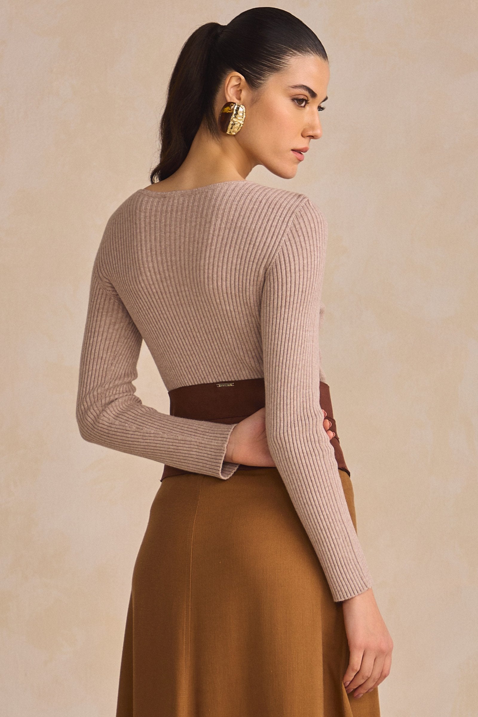 89057_modelo_c02_s2.jpg