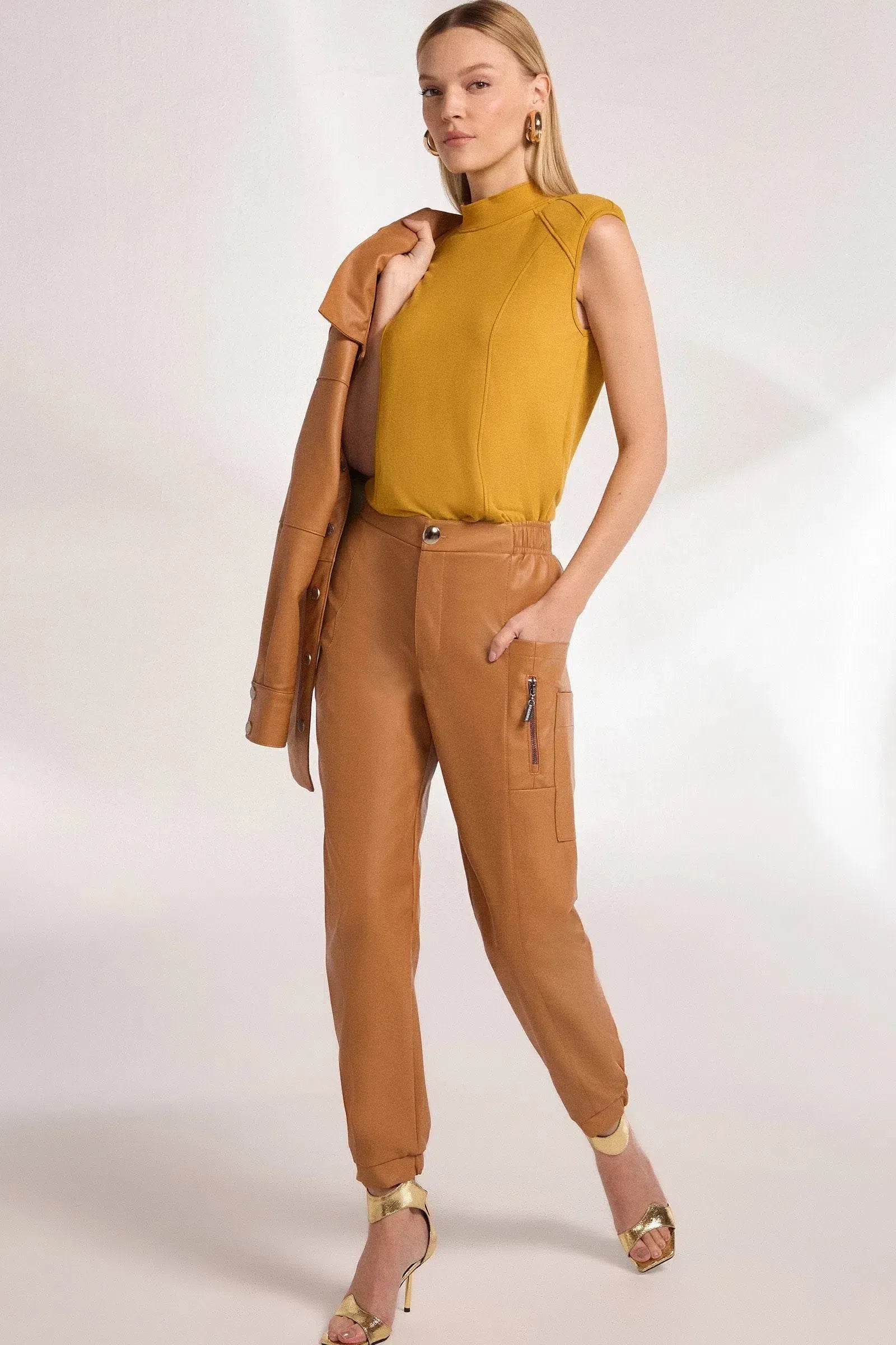 Blusa Muscle em Molevisco 81125 Linzzi