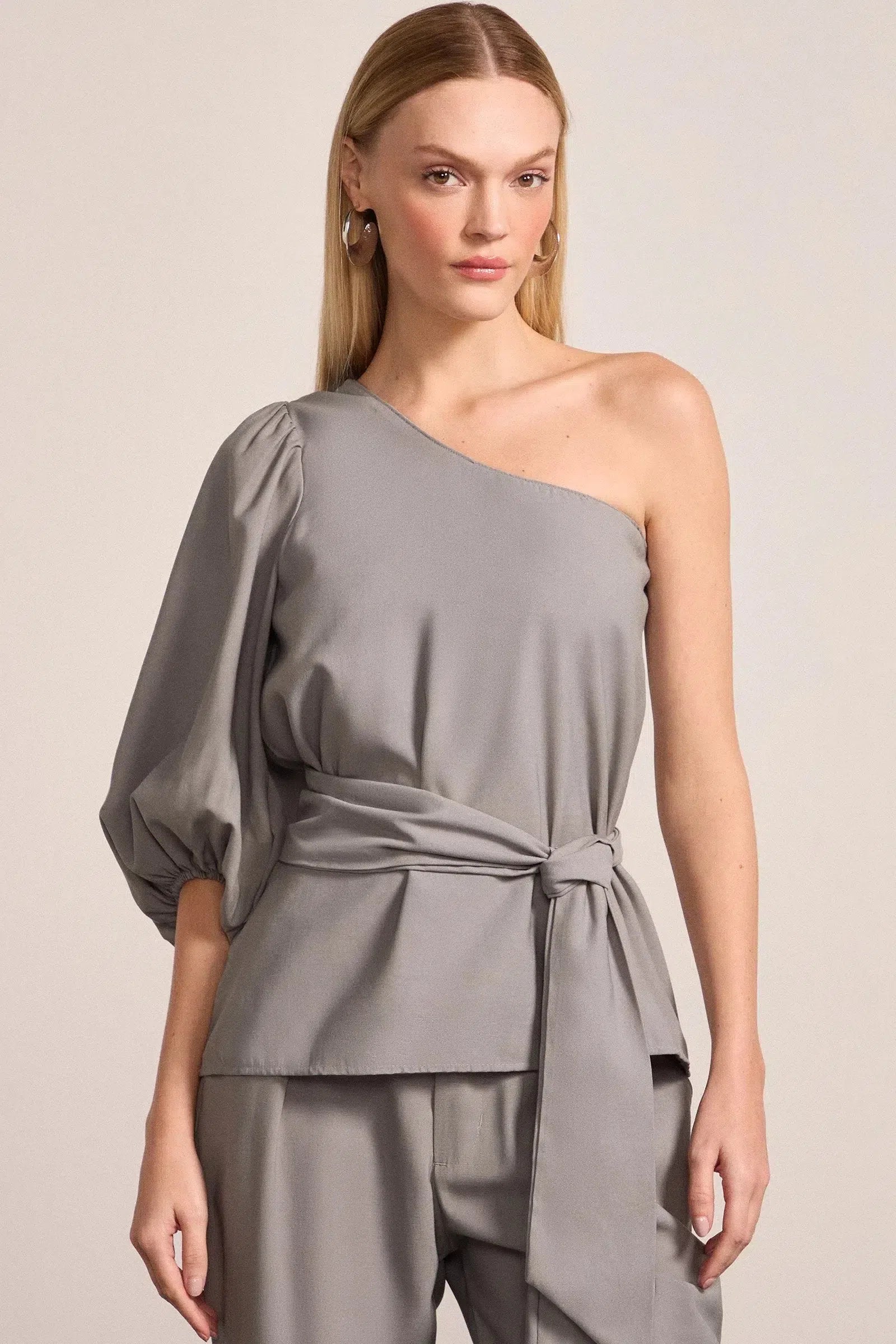 Blusa Um Ombro Só em Blend de Viscose 80264 Linzzi