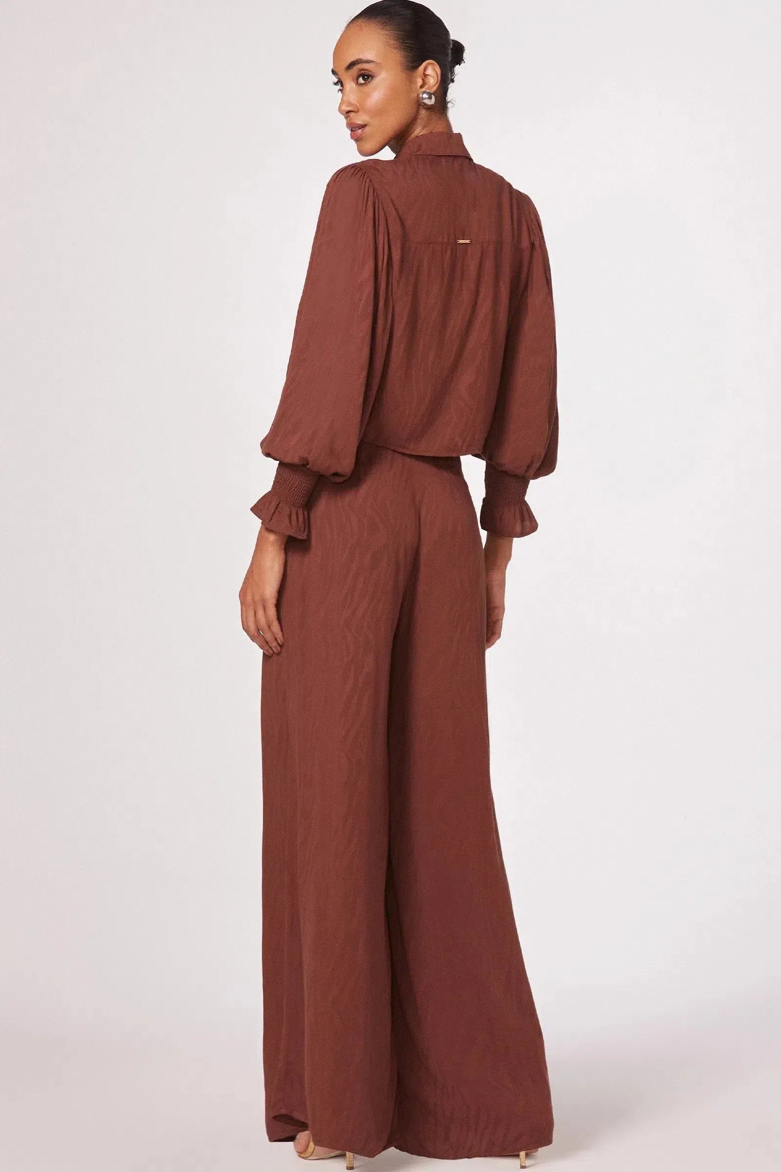 Calça Pantalona Cintura Alta em Viscose Jacquard com Shorts Forro 79729 Linzzi