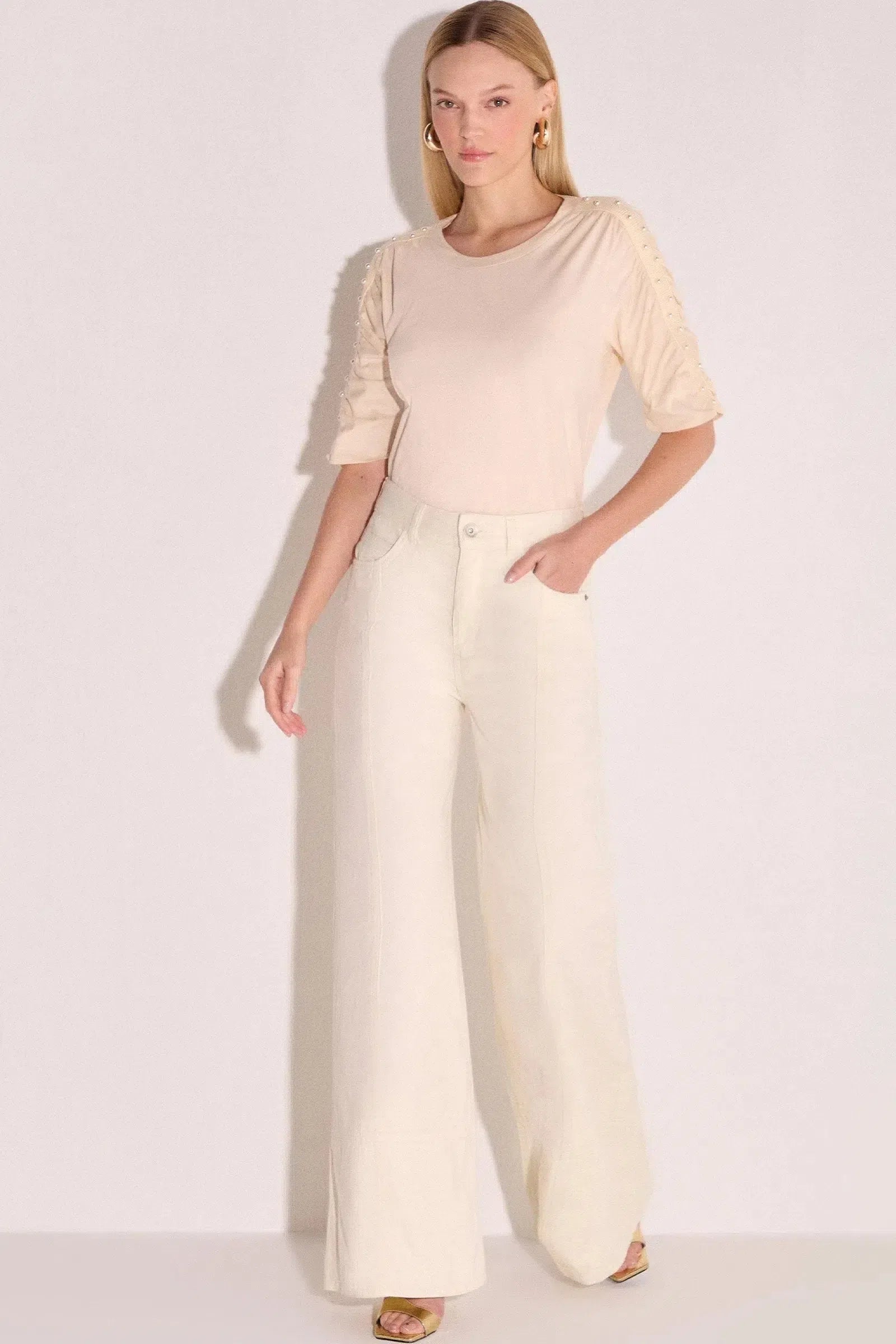 Calça Wide Leg Cintura Alta em Sarja 79064 Linzzi