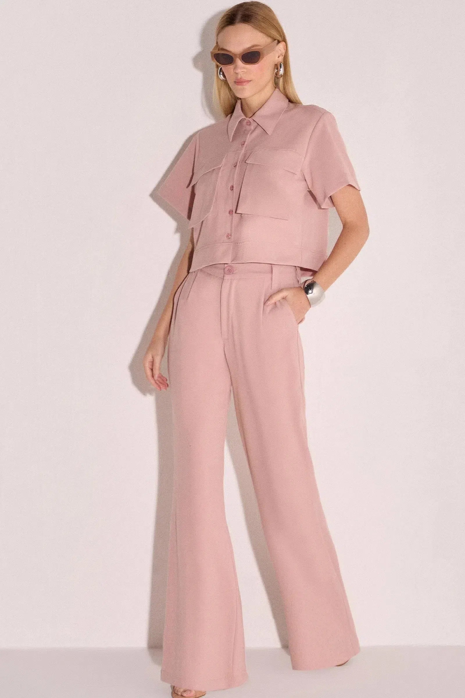 Calça Wide Leg em Crepe Alfaiataria 80025 Linzzi