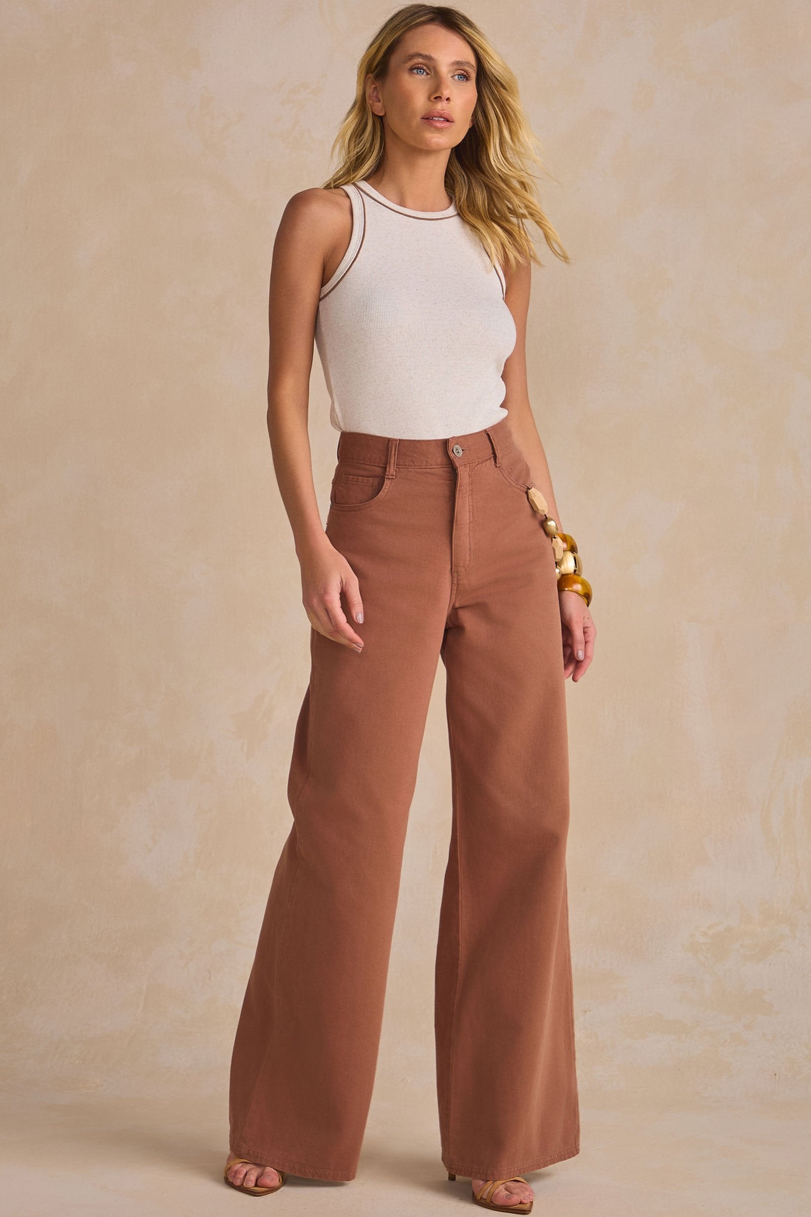 89316_modelo_c01_s3.jpg