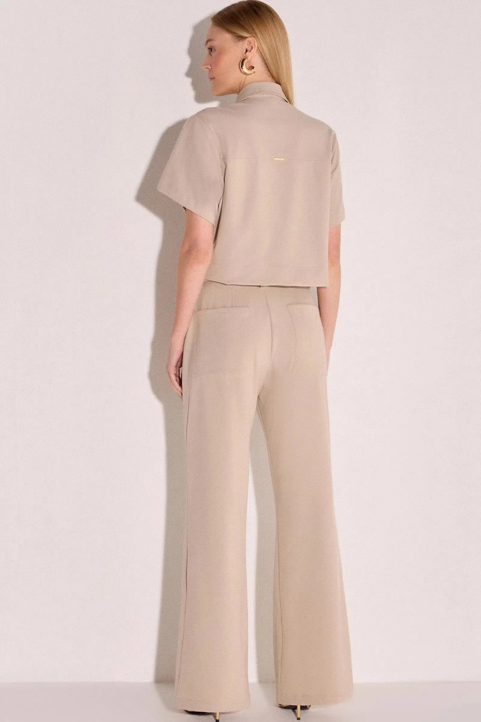 Camisa Cropped em Crepe de Alfaiataria 80023 Linzzi