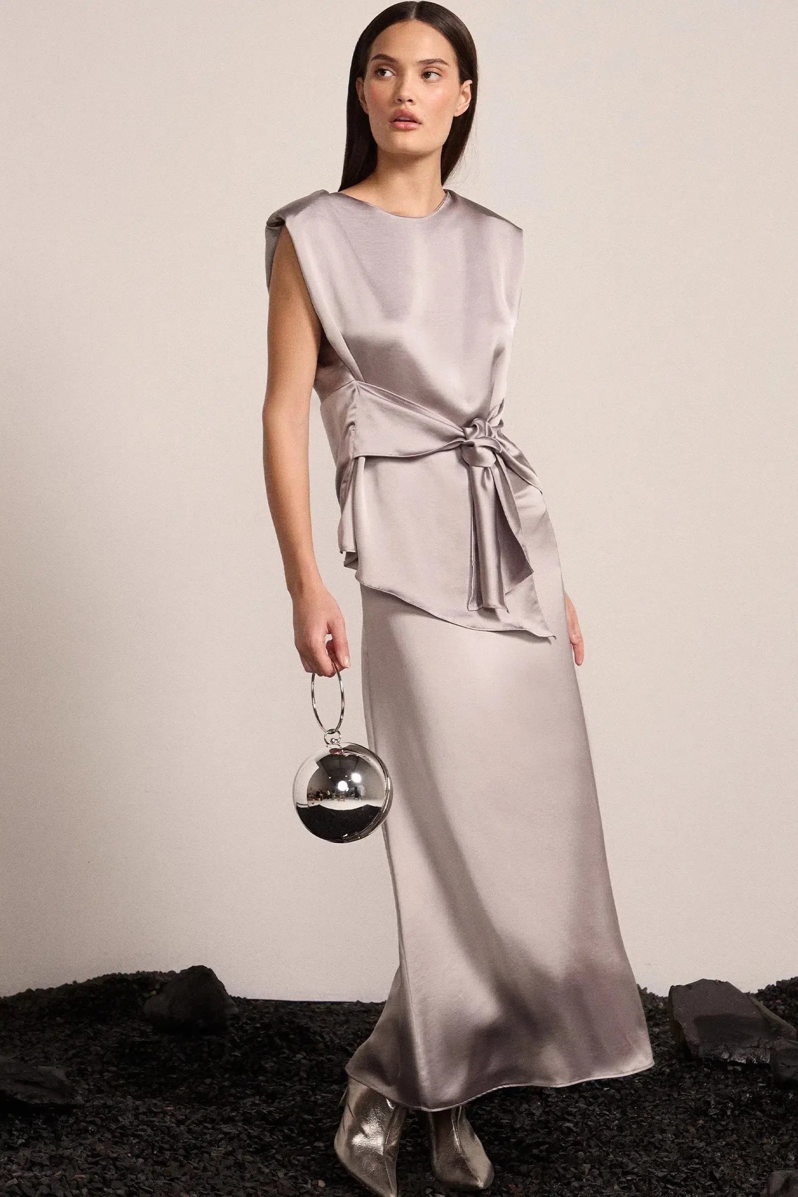 Saia Maxi Midi em Tecido Acetinado 81424 Linzzi