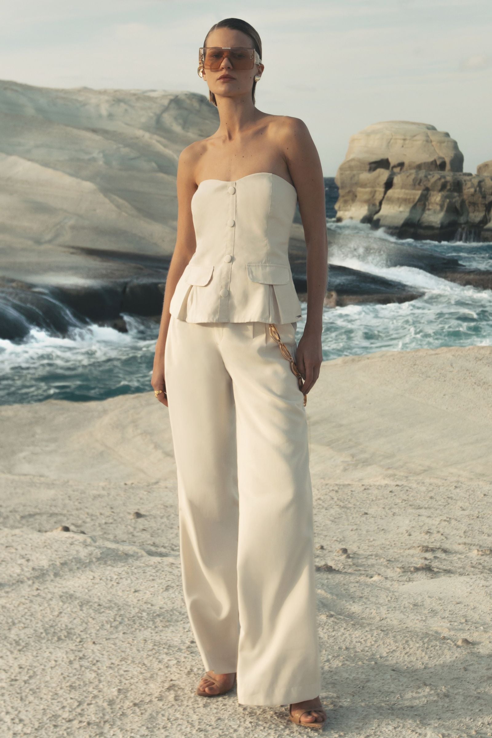 Blusa sem Alças em Viscose de Alfaiataria 84302 Linzzi