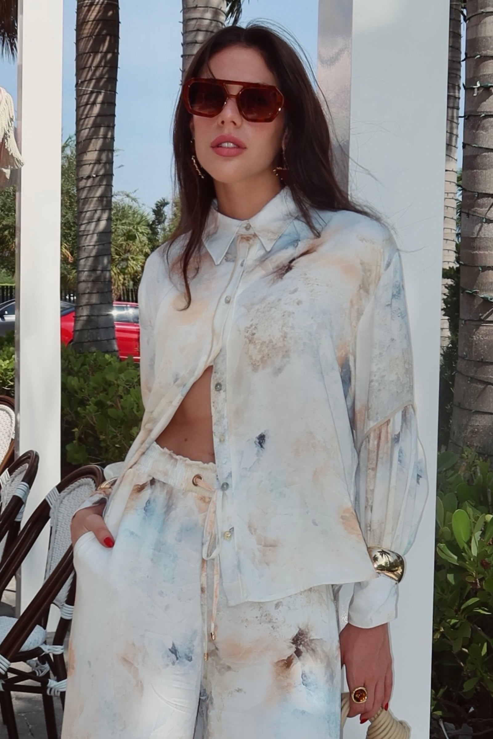 Camisa em Crepe Acetinado Digital 84052 Linzzi