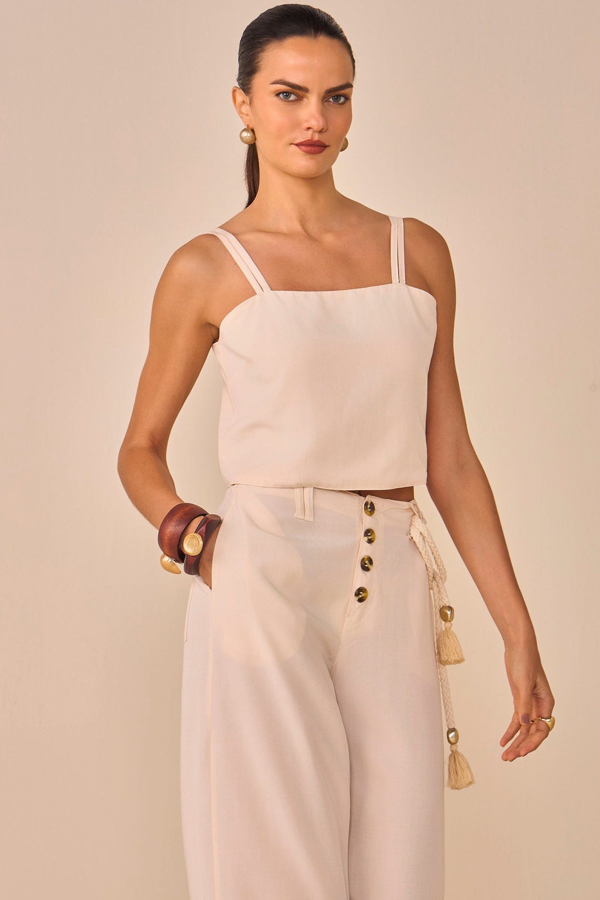 94745_modelo_c02_s3.jpg
