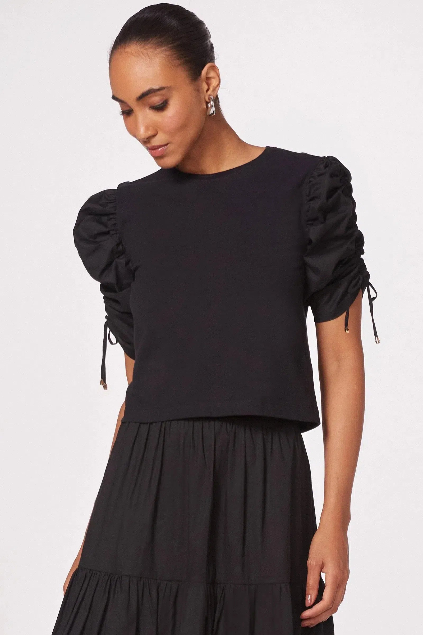 Blusa em Meia Malha com Manga Diferenciada em Tricoline 80532 Linzzi