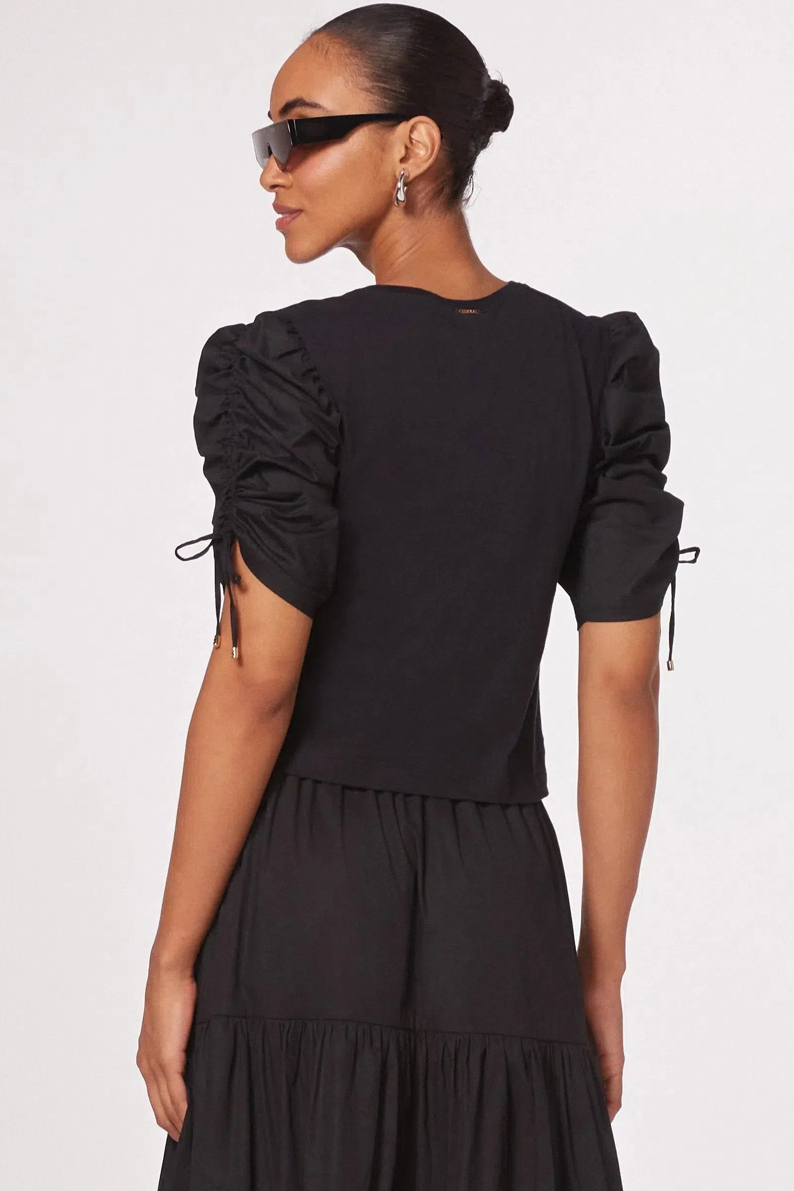 Blusa em Meia Malha com Manga Diferenciada em Tricoline 80532 Linzzi