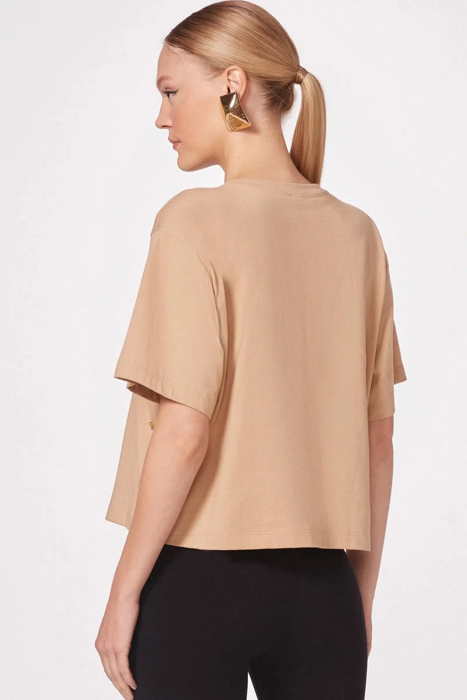 Blusa em Meia Malha com Pedrarias 80251 Linzzi