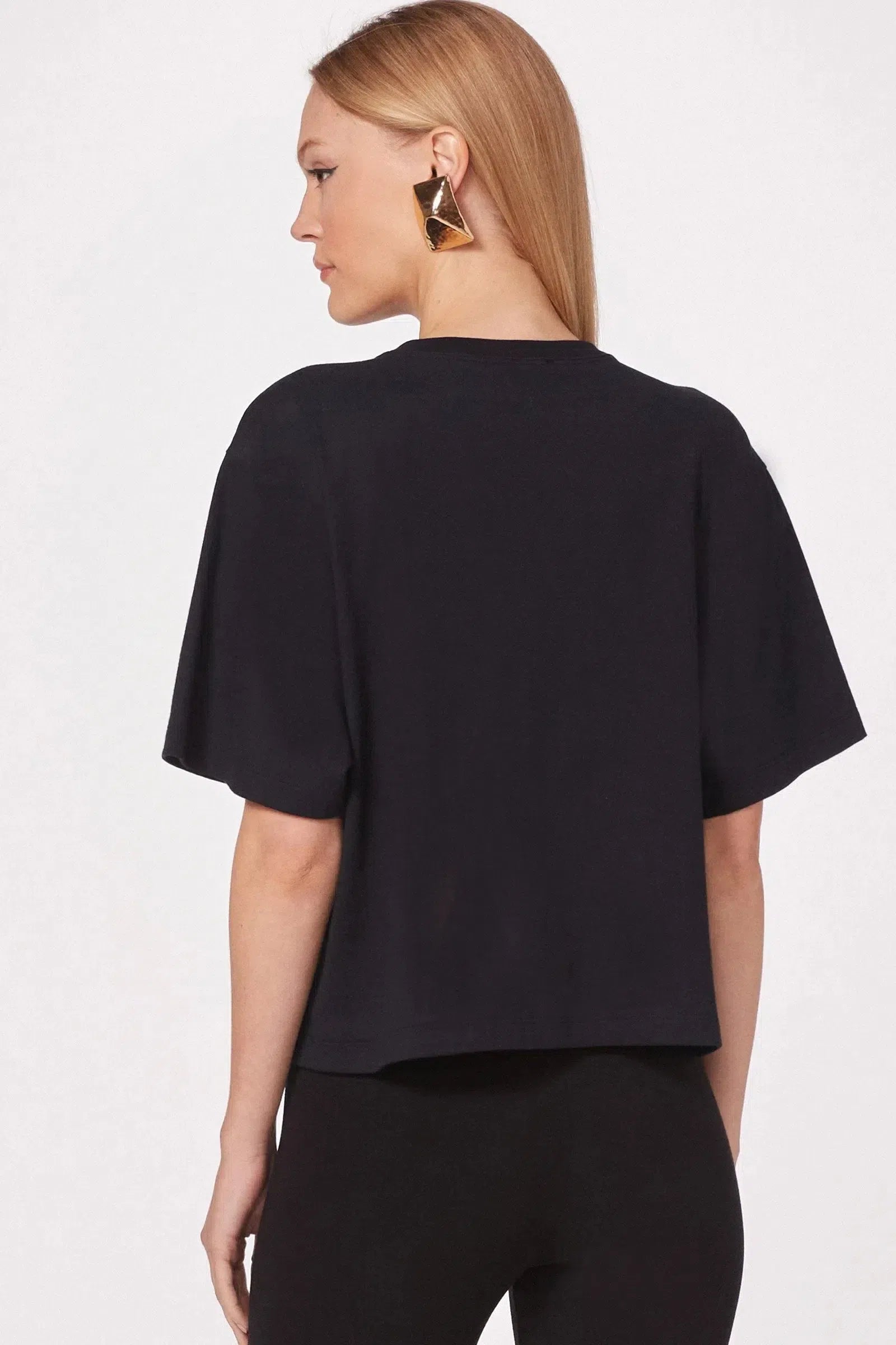 Blusa em Meia Malha com Pedrarias 80251 Linzzi