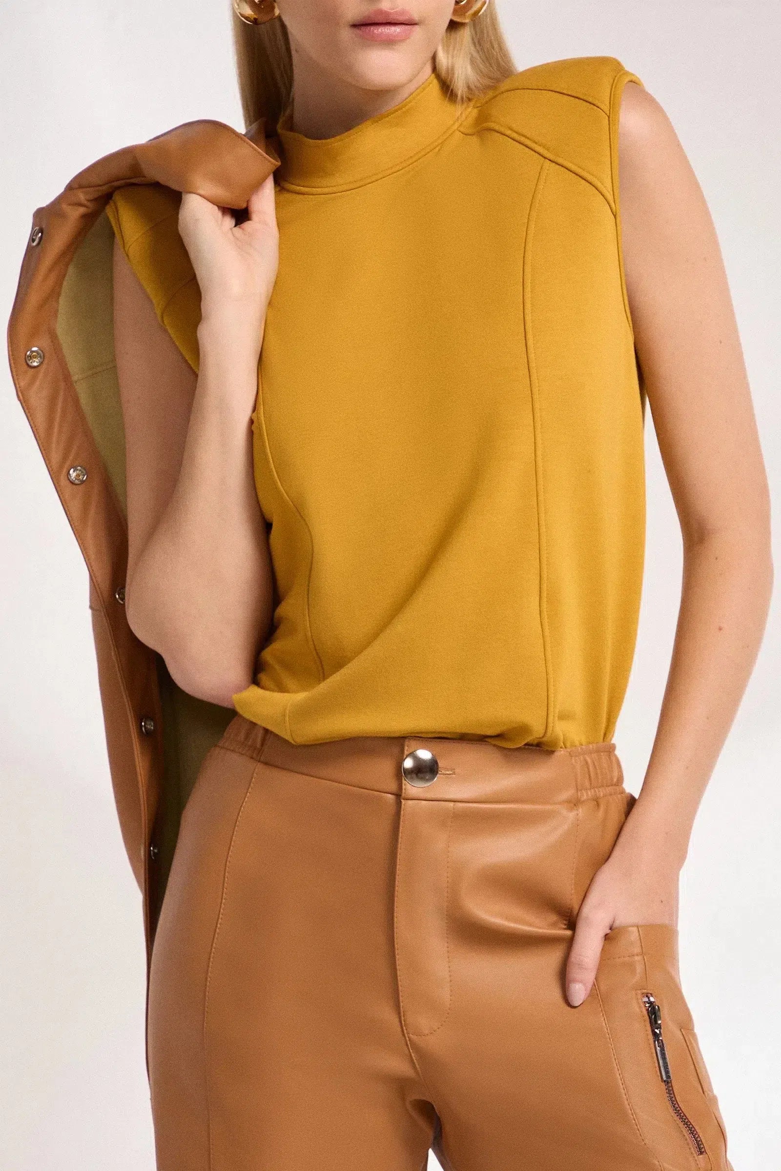 Blusa Muscle em Molevisco 81125 Linzzi