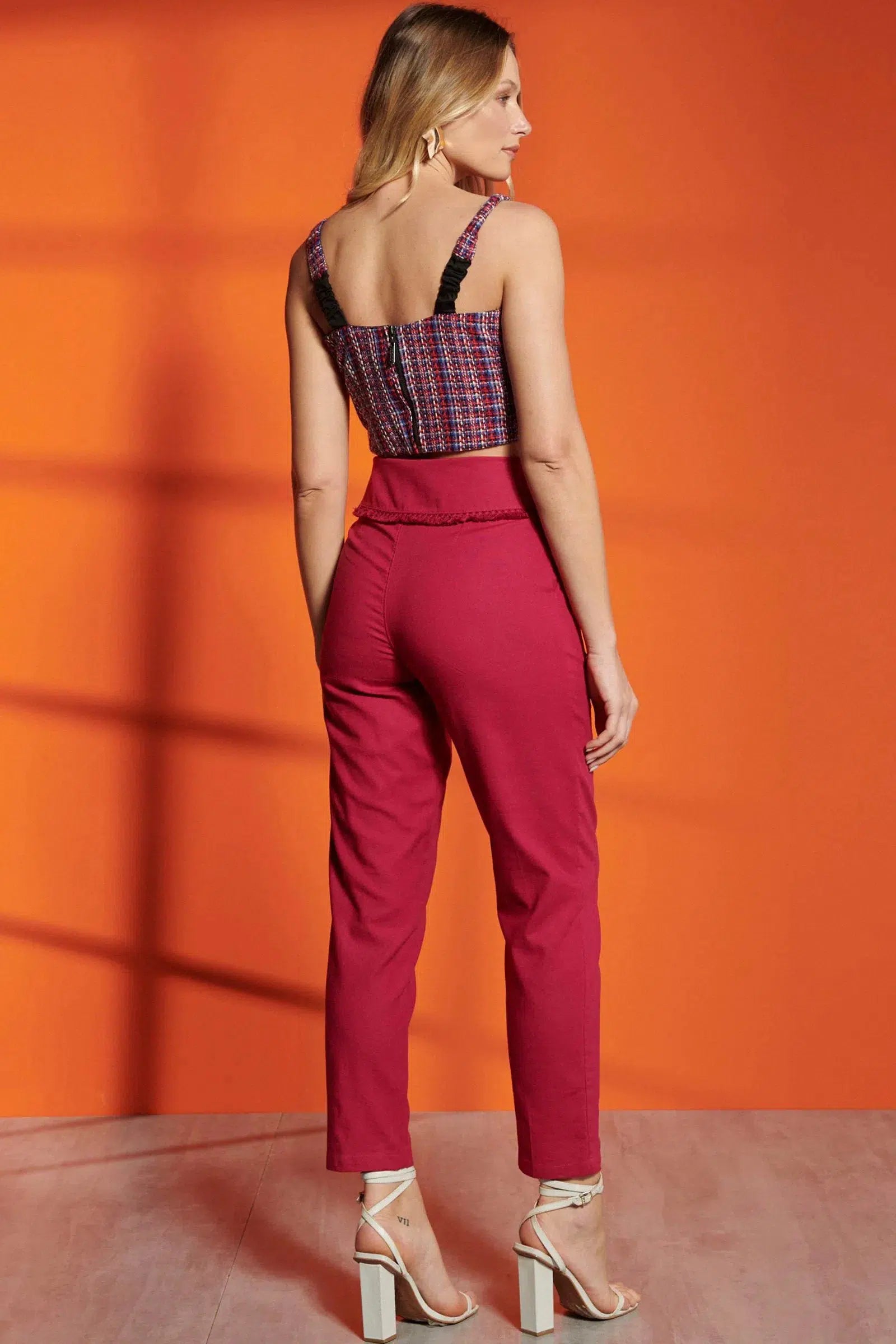 Calça cintura alta de tecido 2025