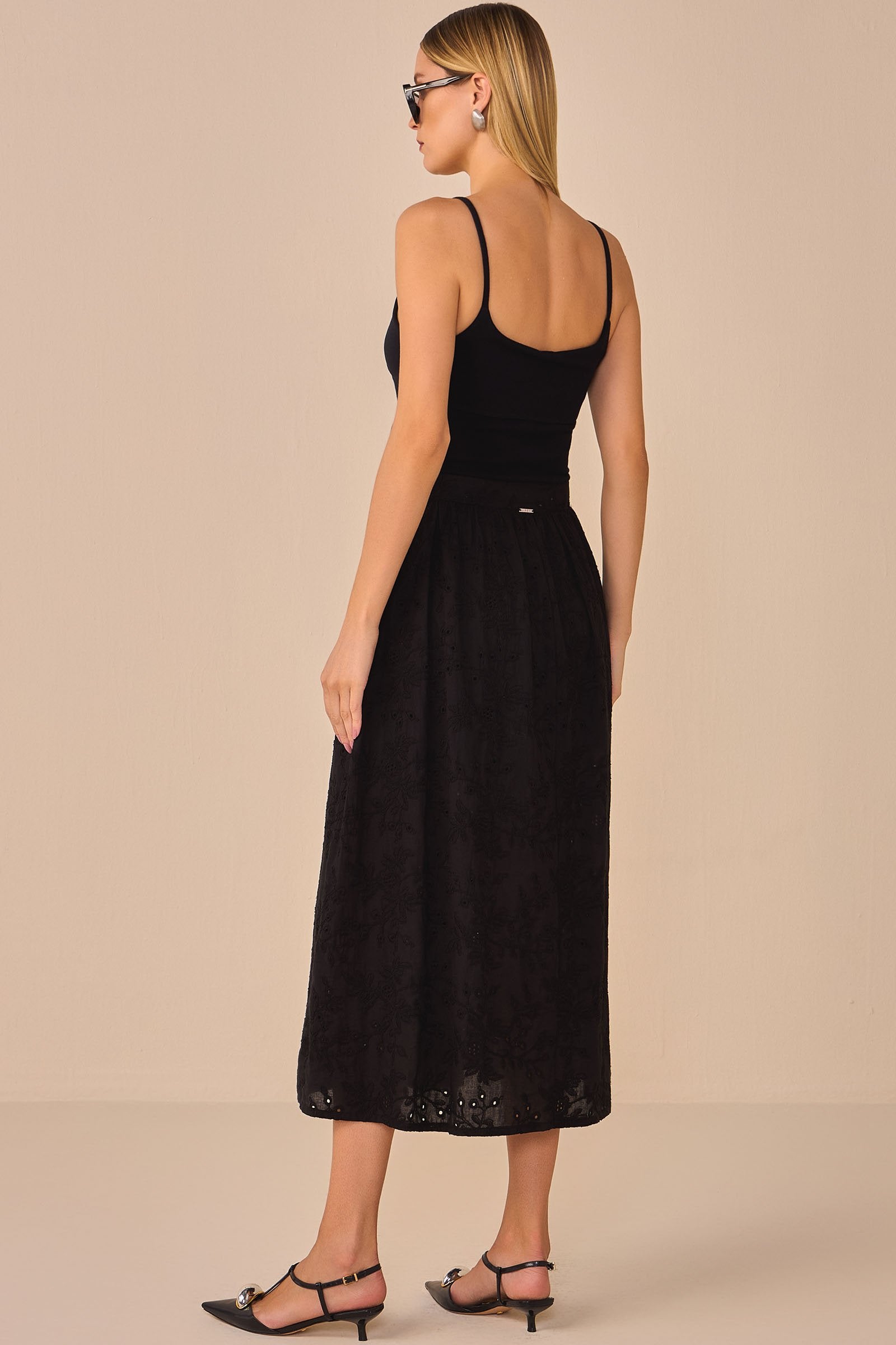95854_modelo_c01_s3.jpg