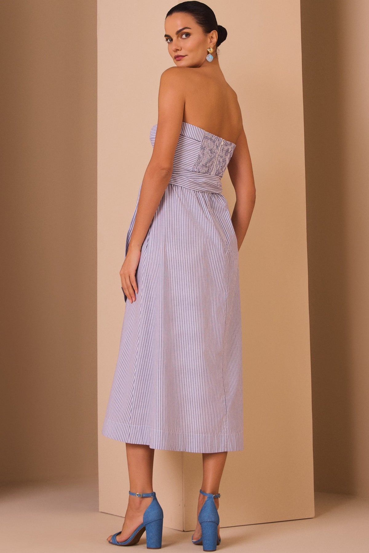 98328_modelo_c01_s2.jpg